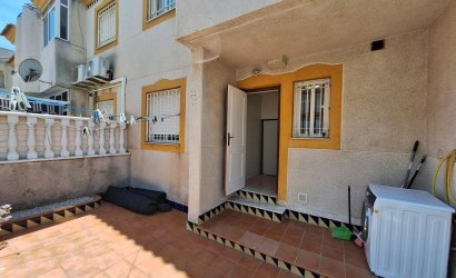 Herverkoop - Bungalow -
Torrevieja - Sector 25