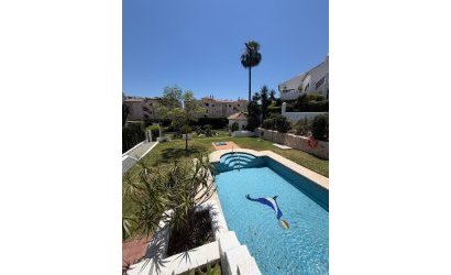 Herverkoop - Town House -
Marbella - Nagueles