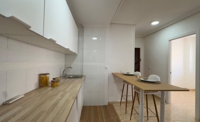 Herverkoop - Apartment -
Torrevieja - Centro