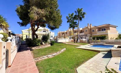 Herverkoop - Town House -
Rojales - Inland