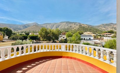 Herverkoop - Villa -
Orihuela - Urb. Montepinar