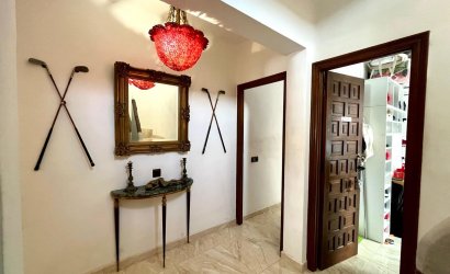 Herverkoop - Villa -
Villamartin - Costa Blanca