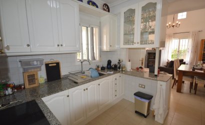 Herverkoop - Villa -
Los Montesinos - Costa blanca sur