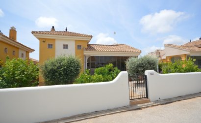 Herverkoop - Villa -
Los Montesinos - Costa blanca sur