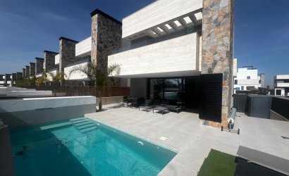 Herverkoop - Villa -
Torre Pacheco - Inland