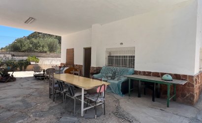 Herverkoop - Country House -
Crevillent - Inland