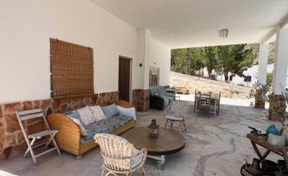 Herverkoop - Country House -
Crevillent - Inland