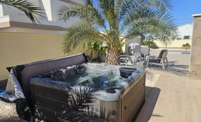 Herverkoop - Villa -
Torrevieja - La Siesta - El Salado - Torreta