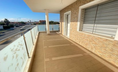 Herverkoop - Villa -
Torrevieja - La Siesta - El Salado - Torreta