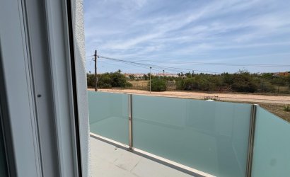 Herverkoop - Villa -
Torrevieja - La Siesta - El Salado - Torreta