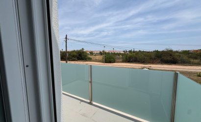 Herverkoop - Villa -
Torrevieja - La Siesta - El Salado - Torreta