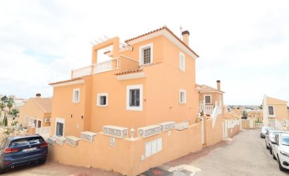 Resale - Villa -
San Miguel de Salinas - Inland