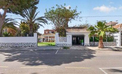Herverkoop - Villa -
Lo Pagan - Costa Calida