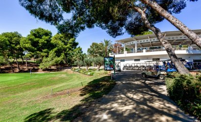 Herverkoop - Town House -
Villamartin - Costa Blanca
