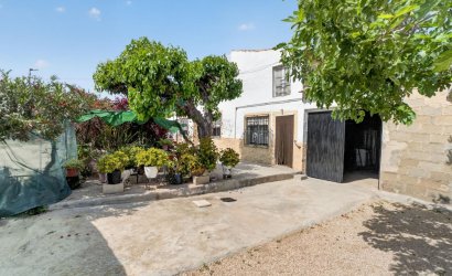 Herverkoop - Finca -
Orihuela - Desamparados-hurchillo-torremendo