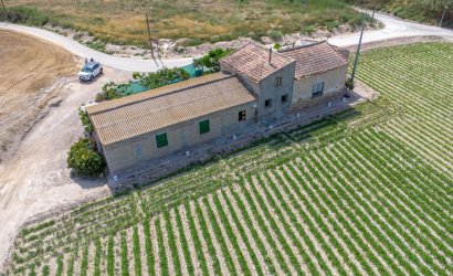 Herverkoop - Finca -
Orihuela - Desamparados-hurchillo-torremendo