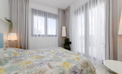 Herverkoop - Town House -
Villamartin - Costa Blanca