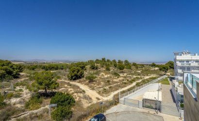 Herverkoop - Town House -
Villamartin - Costa Blanca
