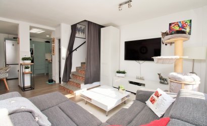 Herverkoop - Town House -
Villamartin - Costa Blanca