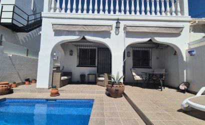 Herverkoop - Semi Detached -
Villamartin - Costa Blanca