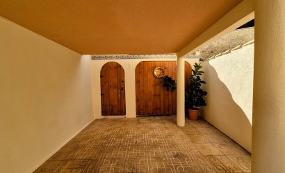 Herverkoop - Villa -
Villamartin - Costa Blanca