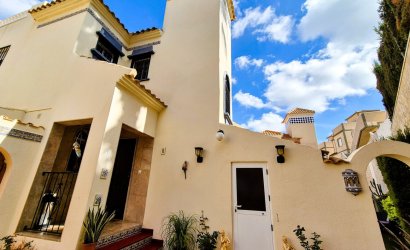Herverkoop - Villa -
Villamartin - Costa Blanca