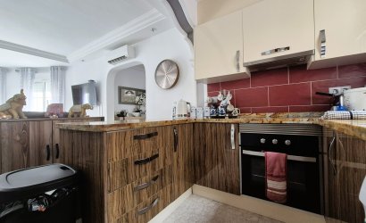 Herverkoop - Villa -
Villamartin - Costa Blanca