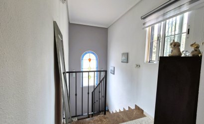 Herverkoop - Villa -
Villamartin - Costa Blanca