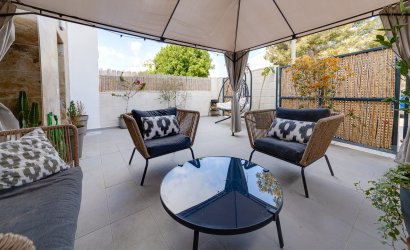 Herverkoop - Town House -
Villamartin - Costa Blanca