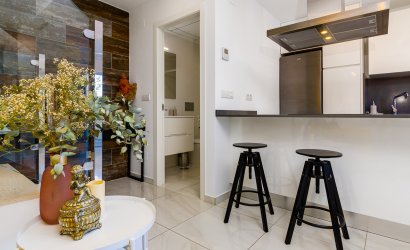 Herverkoop - Town House -
Villamartin - Costa Blanca