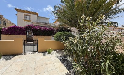 Herverkoop - Apartment -
Orihuela Costa - Costa Blanca