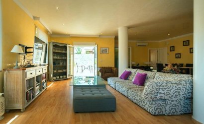 Revente - Villa -
Orihuela Costa - Costa Blanca