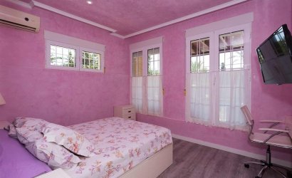 Revente - Villa -
Orihuela Costa - Costa Blanca