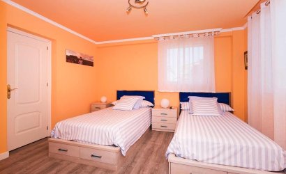 Revente - Villa -
Orihuela Costa - Costa Blanca