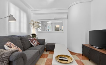 Herverkoop - Villa -
Orihuela Costa - Costa Blanca