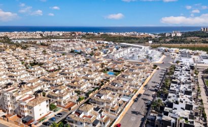 Herverkoop - Villa -
Orihuela Costa - Costa Blanca
