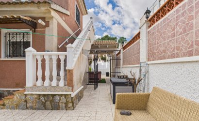 Reventa - Villa -
Pinar de Campoverde - Inland