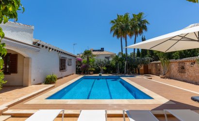 Reventa - Villa -
Orihuela Costa - Costa Blanca