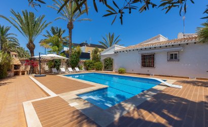 Reventa - Villa -
Orihuela Costa - Costa Blanca