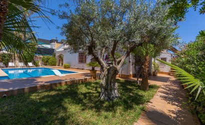Reventa - Villa -
Orihuela Costa - Costa Blanca