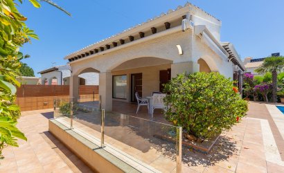 Reventa - Villa -
Orihuela Costa - Costa Blanca