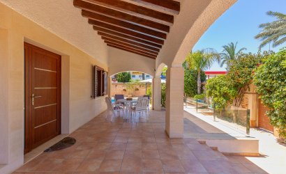 Reventa - Villa -
Orihuela Costa - Costa Blanca