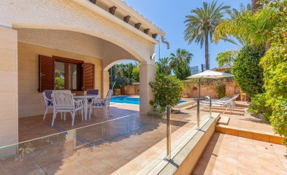Reventa - Villa -
Orihuela Costa - Costa Blanca