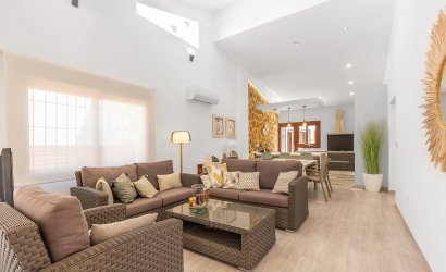 Reventa - Villa -
Orihuela Costa - Costa Blanca