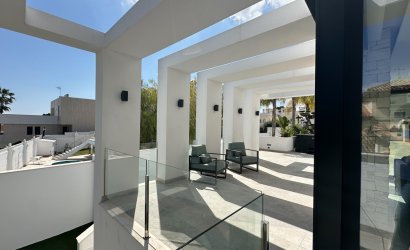 Revente - Villa -
Orihuela Costa - Costa Blanca