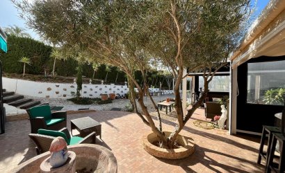 Herverkoop - Villa -
Villamartin - Costa Blanca