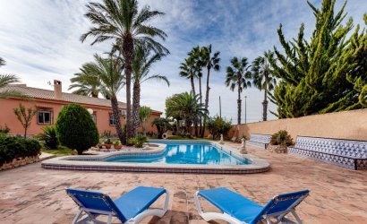 Herverkoop - Villa -
Torrevieja - San Luis