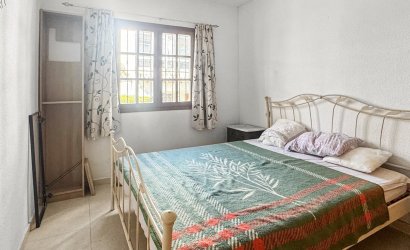 Resale - Bungalow -
Torrevieja - Costa Blanca