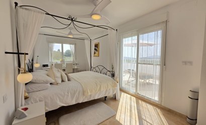 Resale - Villa -
Pinoso - Inland