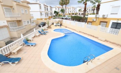 Revente - Villa -
San Miguel de Salinas - Inland